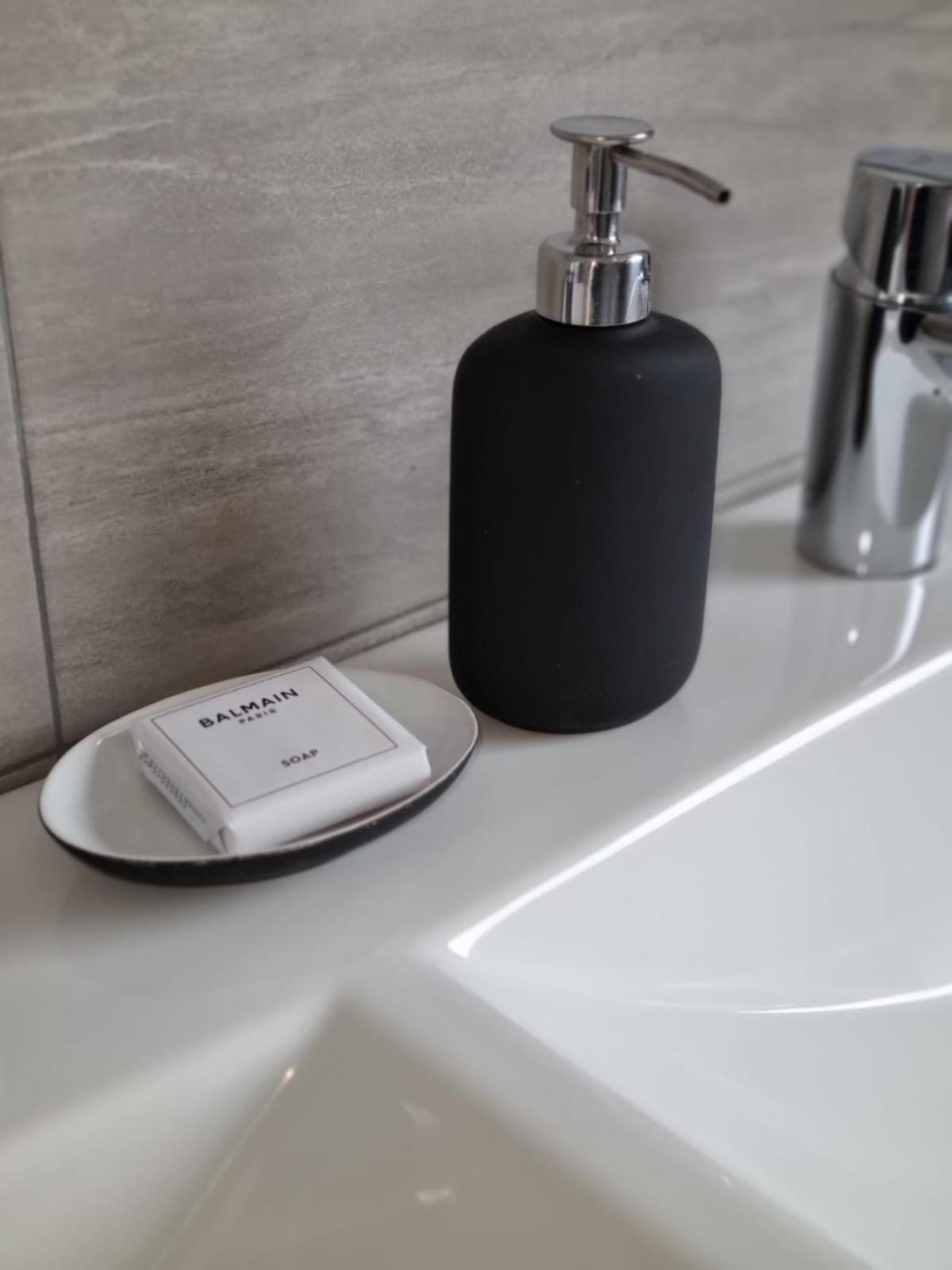 Apartment Sasu フリードリヒスハーフェン エクステリア 写真